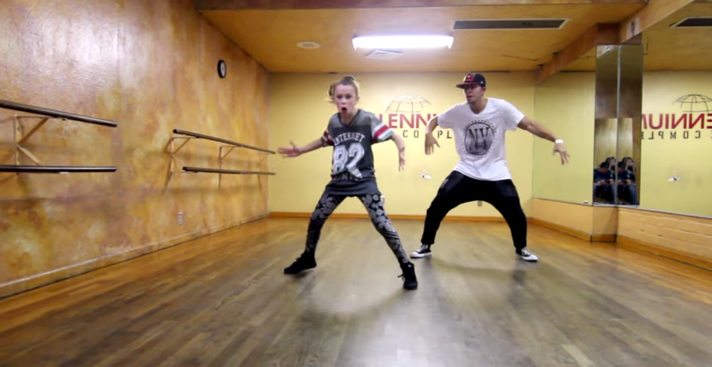 11-jährige Taylor Hatala & Matt Steffanina tanzen zu “All About That Bass”