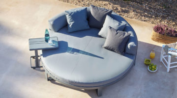 FLAT vom Designer Mario Ruiz für gandiablasco