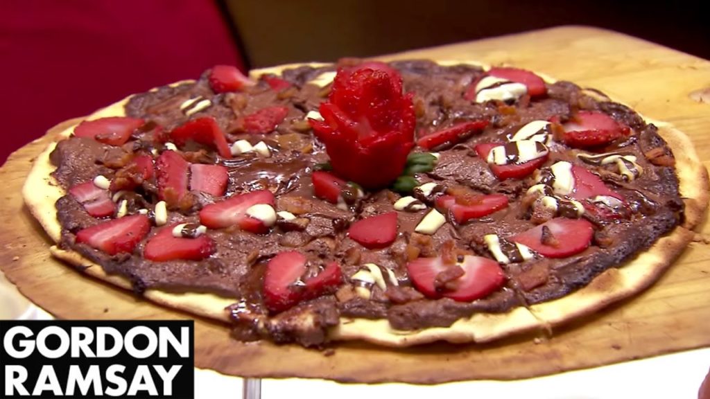 Video: Gordon Ramsay probiert Pizza mit Schokolade und Bacon